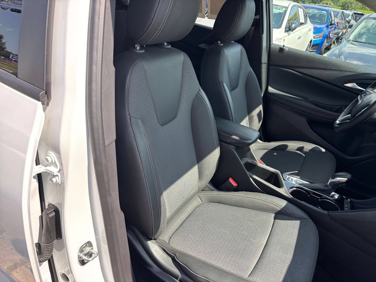 Thumbnail: 2025 Buick Encore GX - 35
