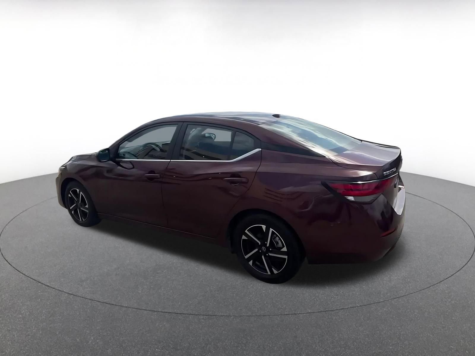 Thumbnail: 2025 Nissan Sentra - 9