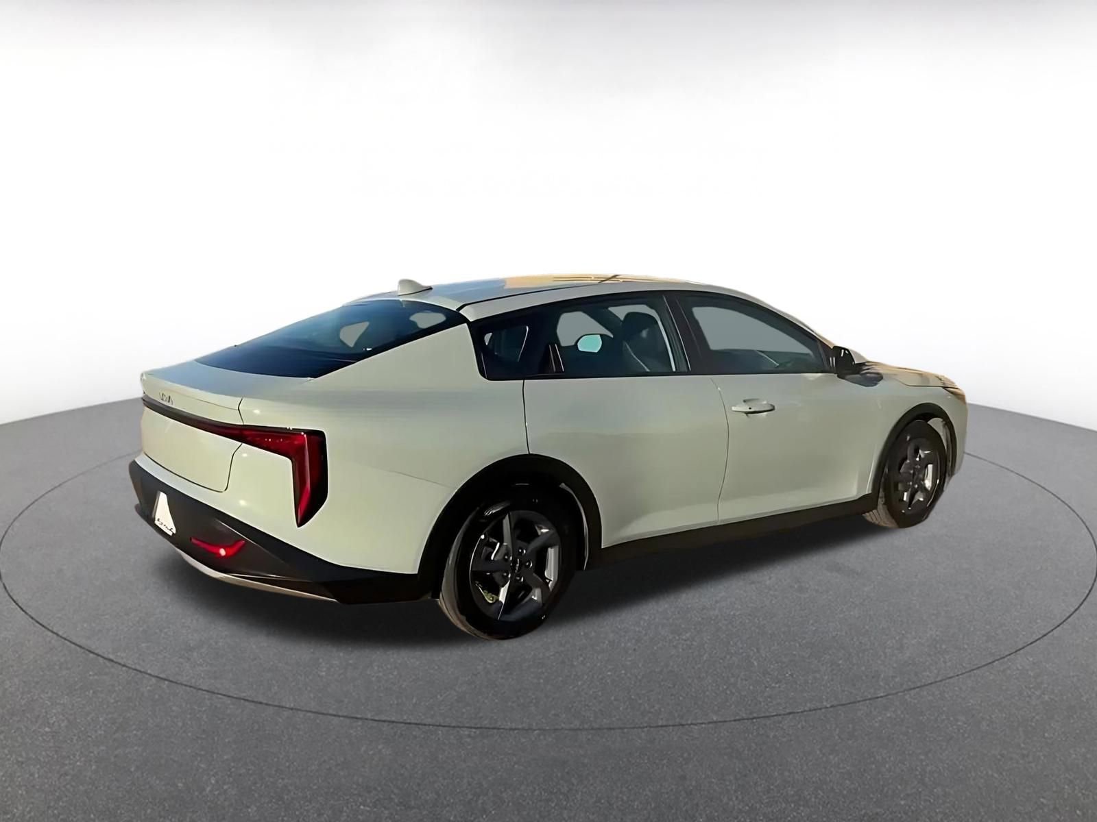 Thumbnail: 2025 Kia K4 - 12