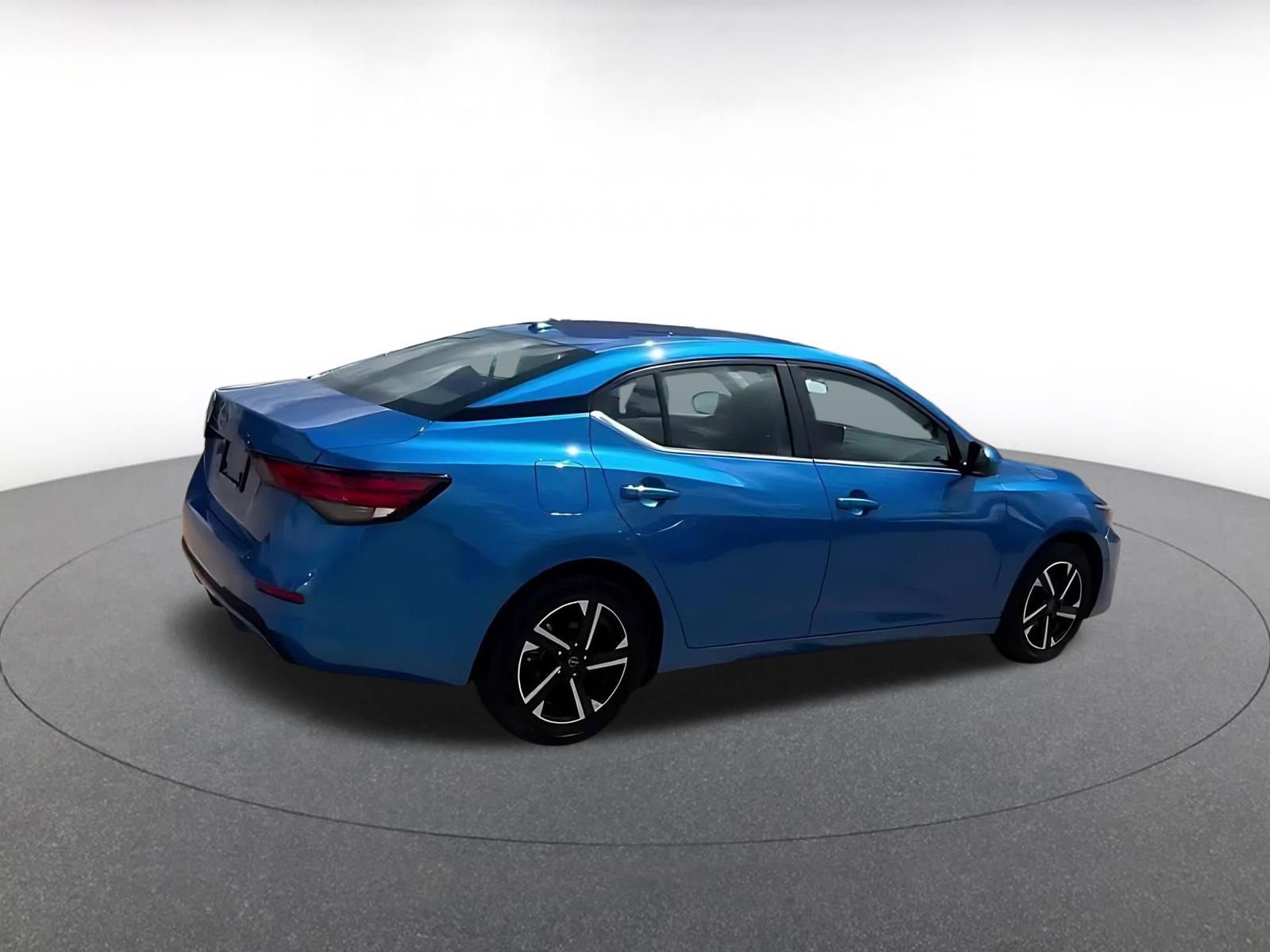 Thumbnail: 2025 Nissan Sentra - 15