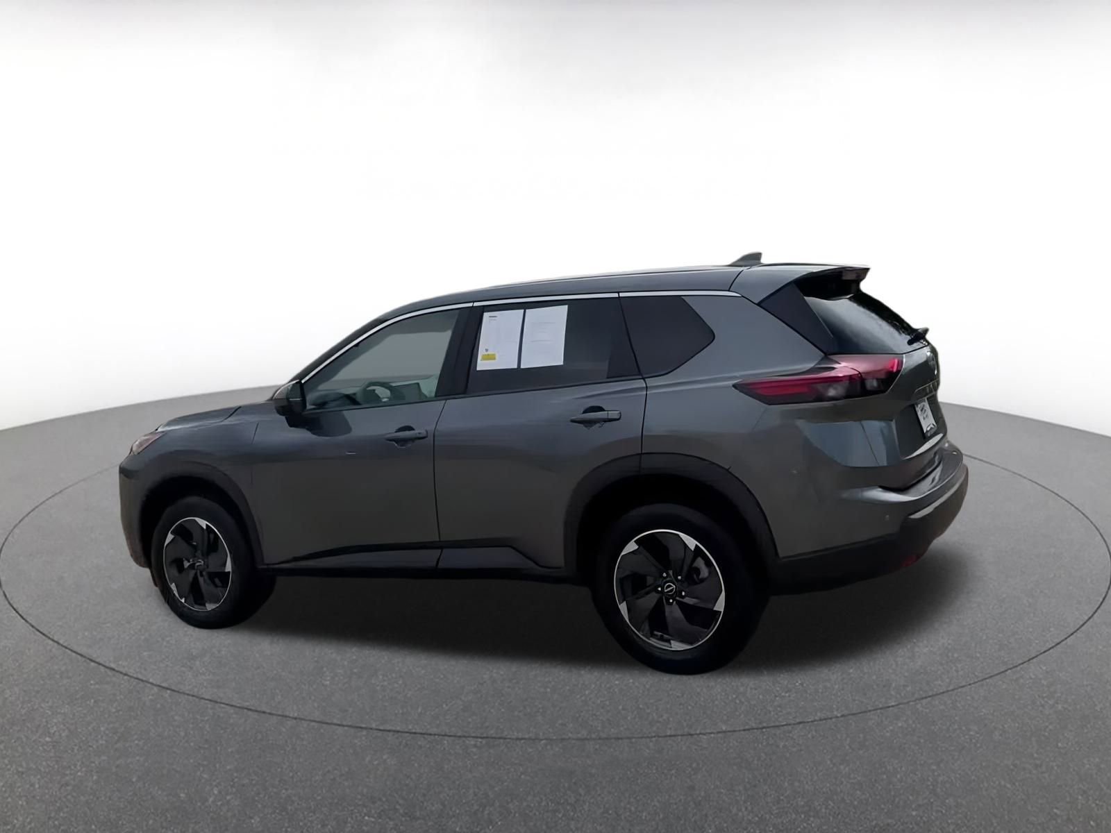 Thumbnail: 2024 Nissan Rogue - 10