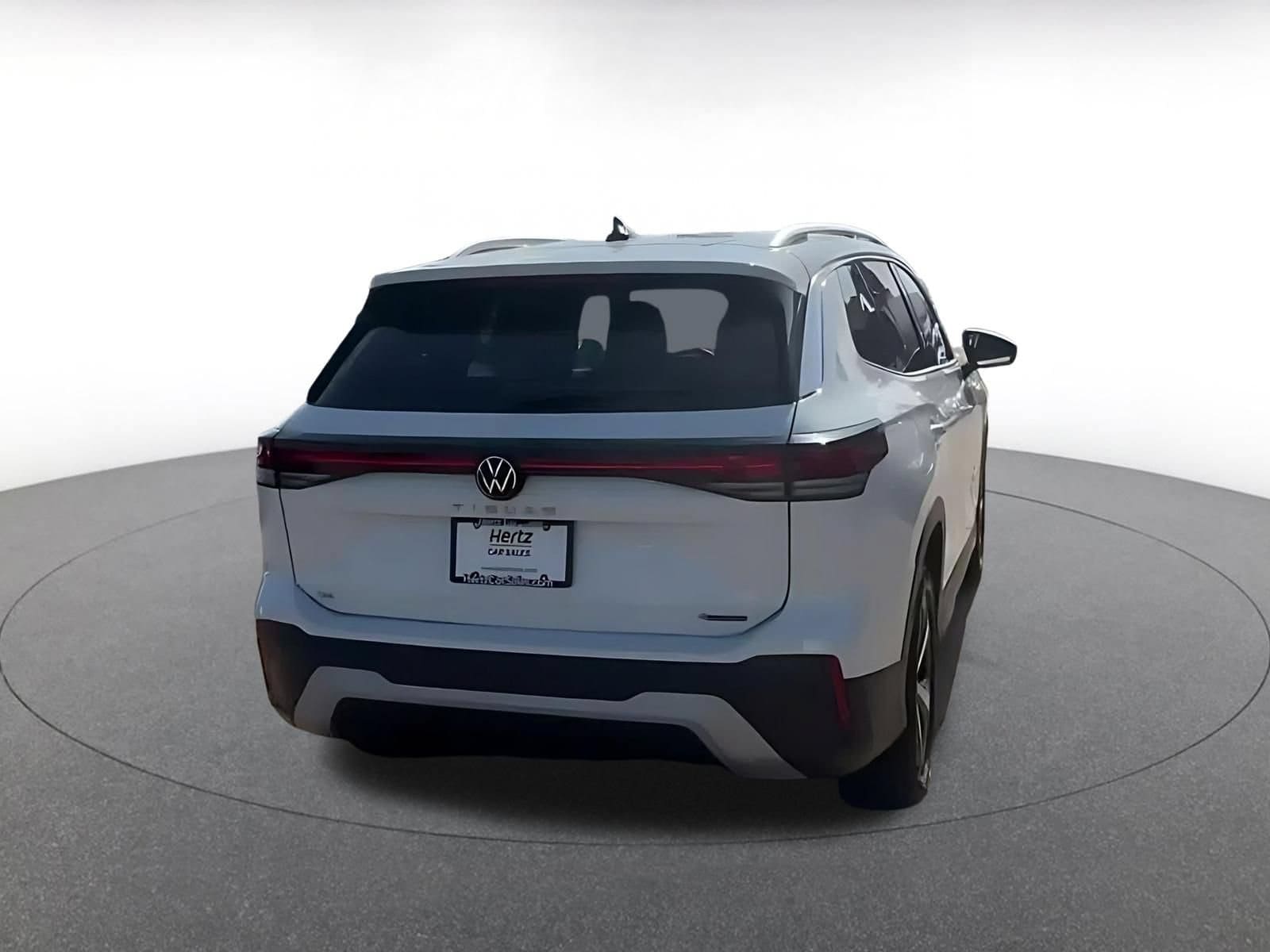 Thumbnail: 2026 Volkswagen Tiguan - 12
