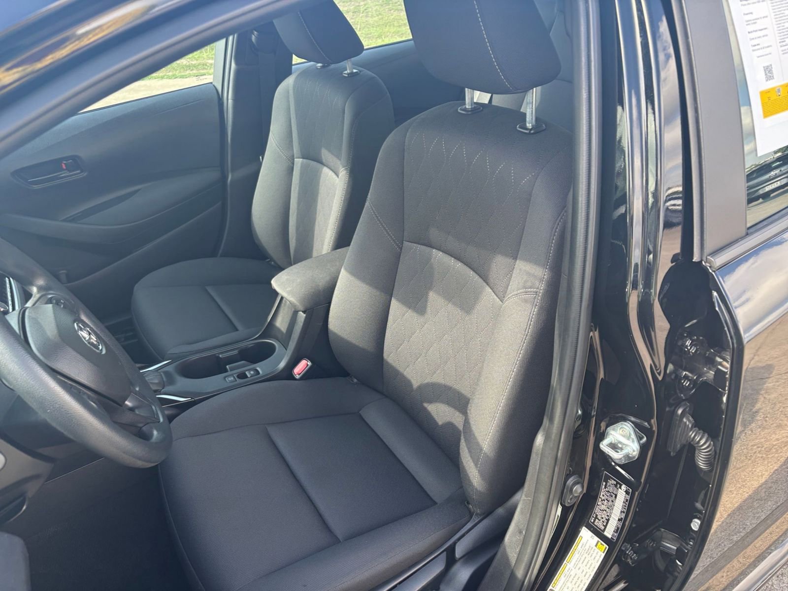 2024 Toyota Corolla LE 29