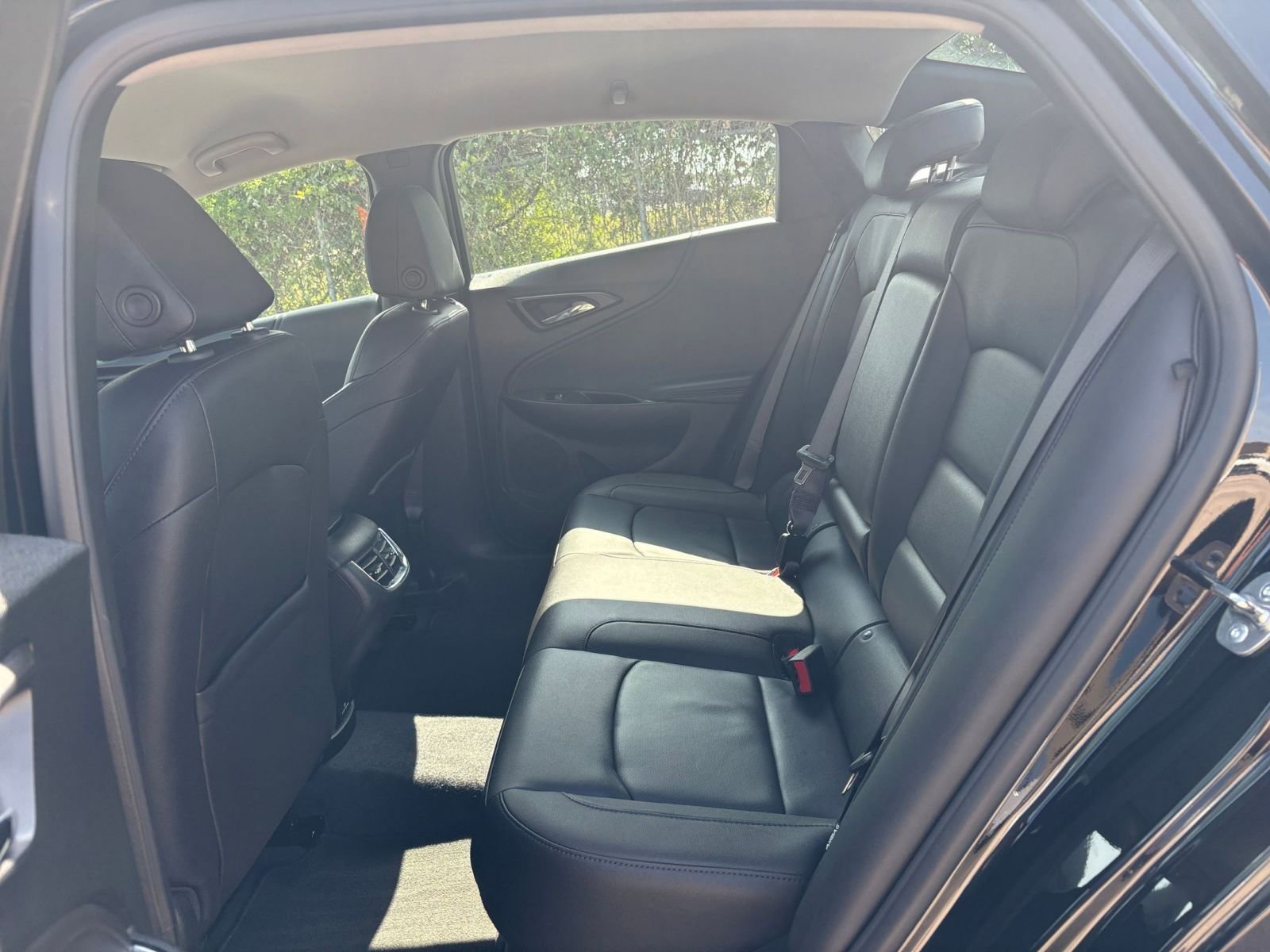 Thumbnail: 2024 Chevrolet Malibu - 25