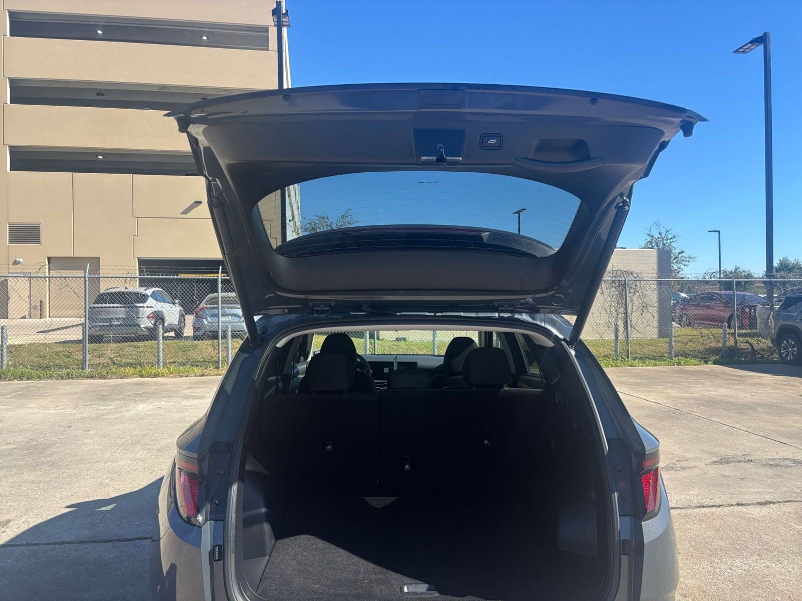 Thumbnail: 2025 Hyundai Tucson - 32