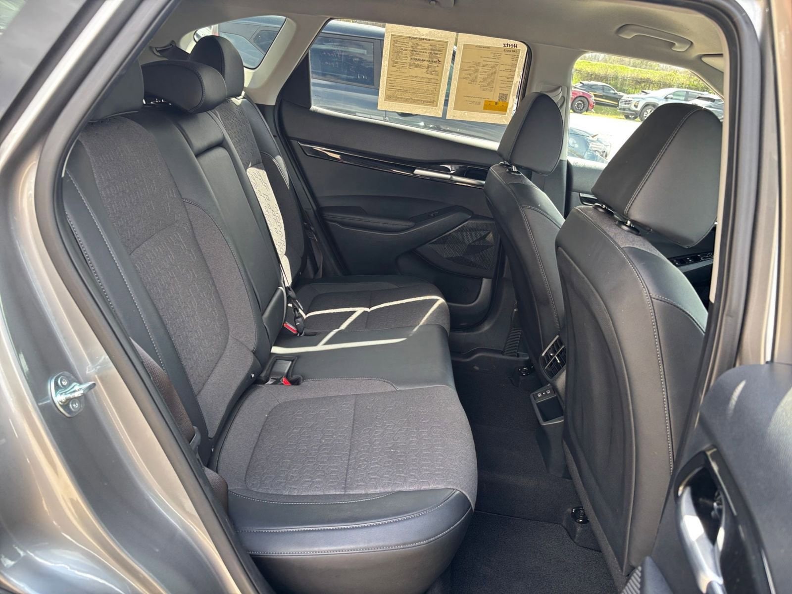 Thumbnail: 2025 Kia Seltos - 27