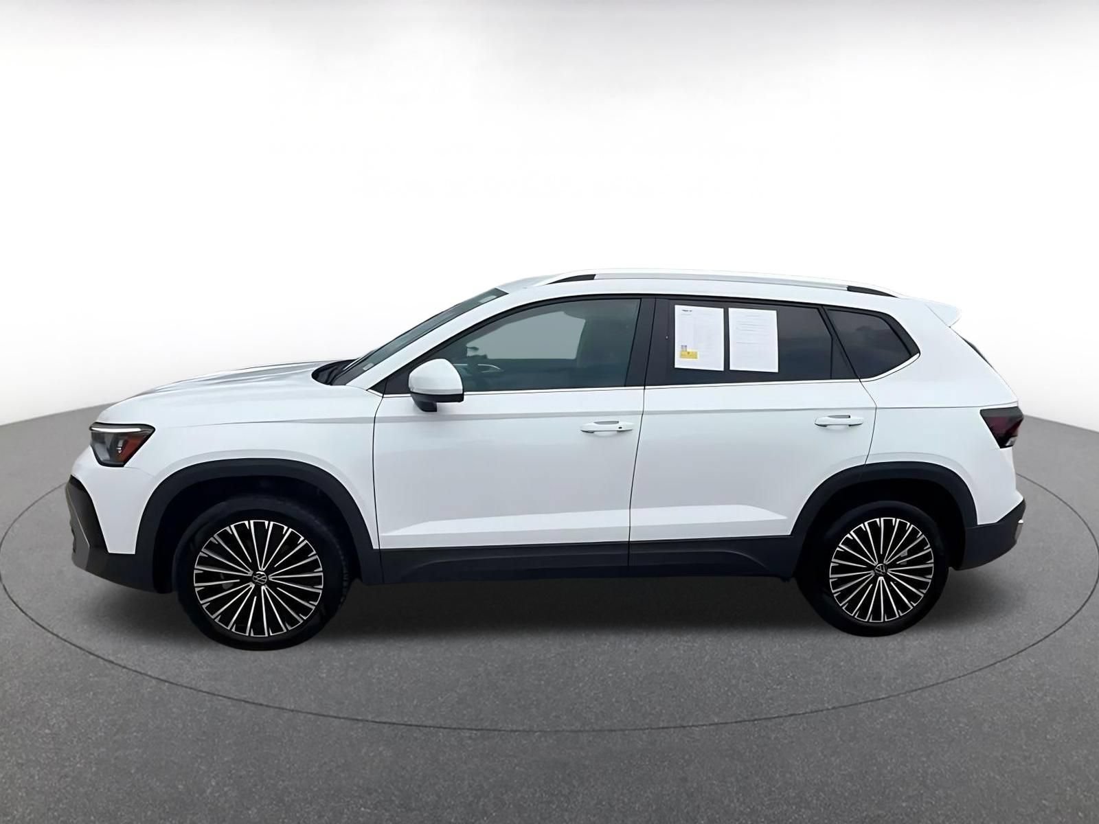 Thumbnail: 2026 Volkswagen Taos - 11