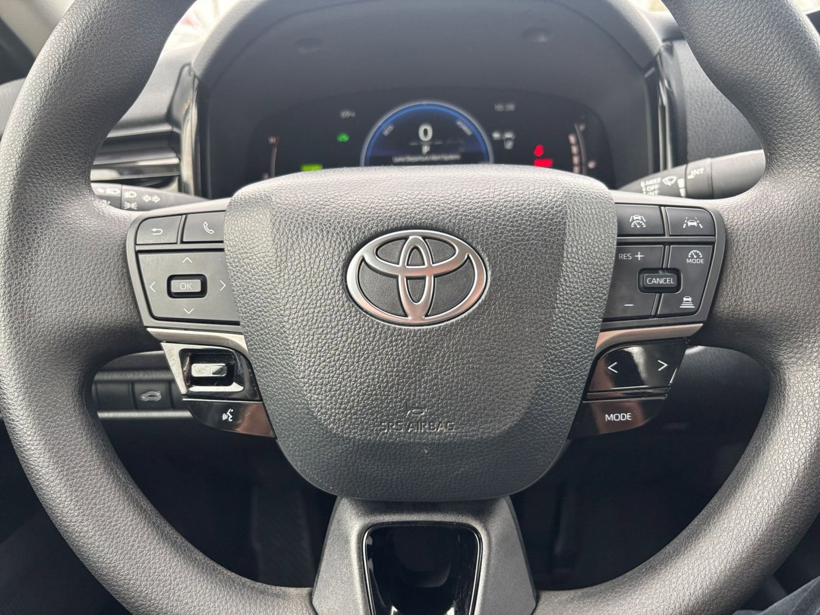 Thumbnail: 2025 Toyota Camry - 27