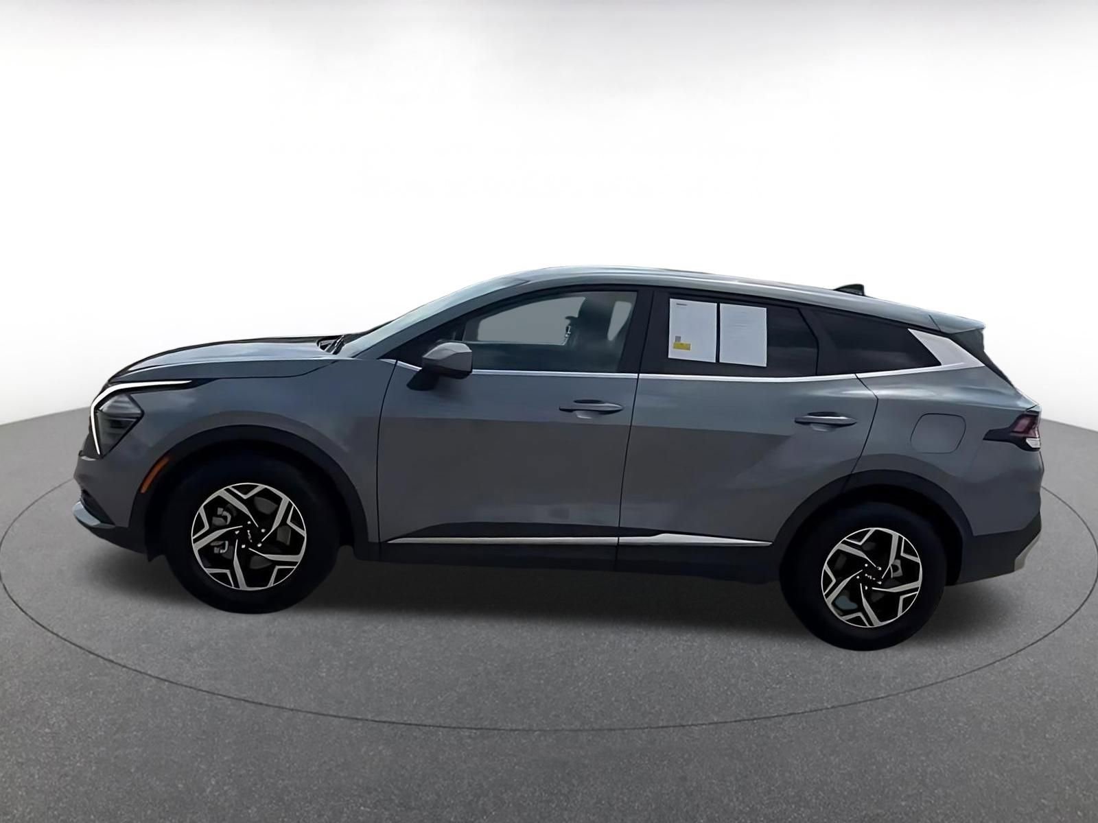 Thumbnail: 2025 Kia Sportage - 9