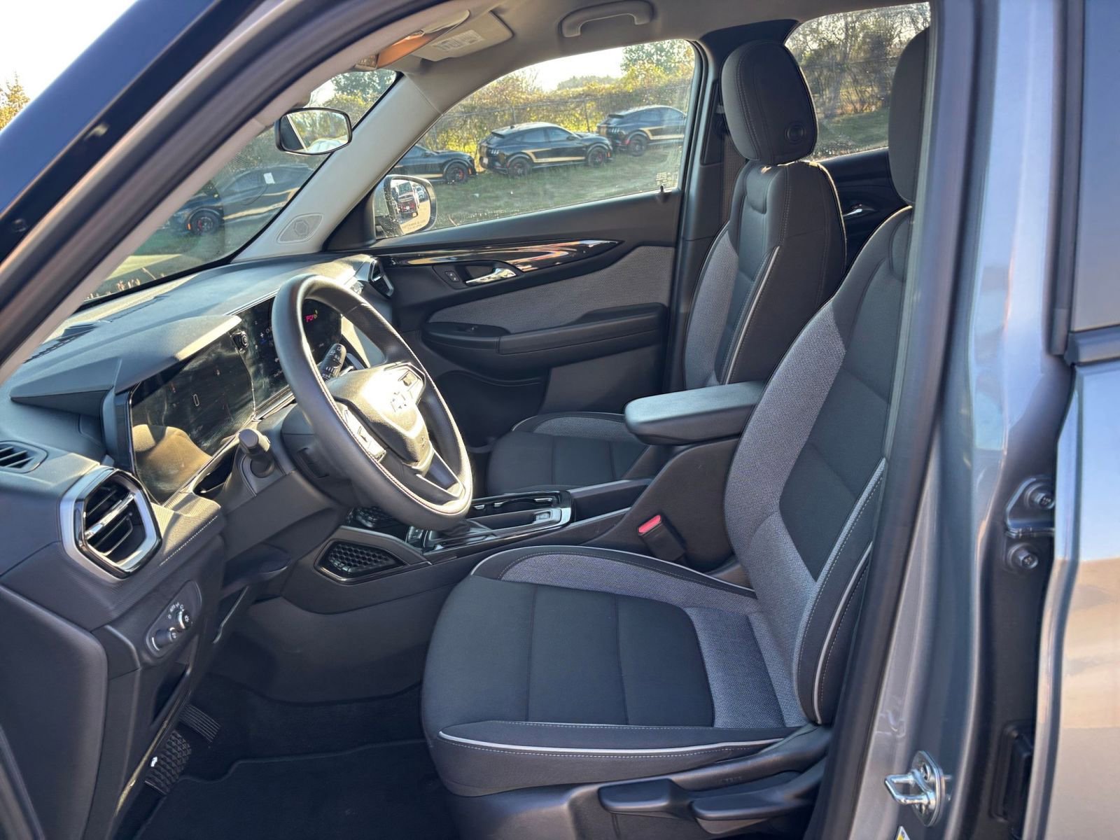 Thumbnail: 2025 Chevrolet TrailBlazer - 24