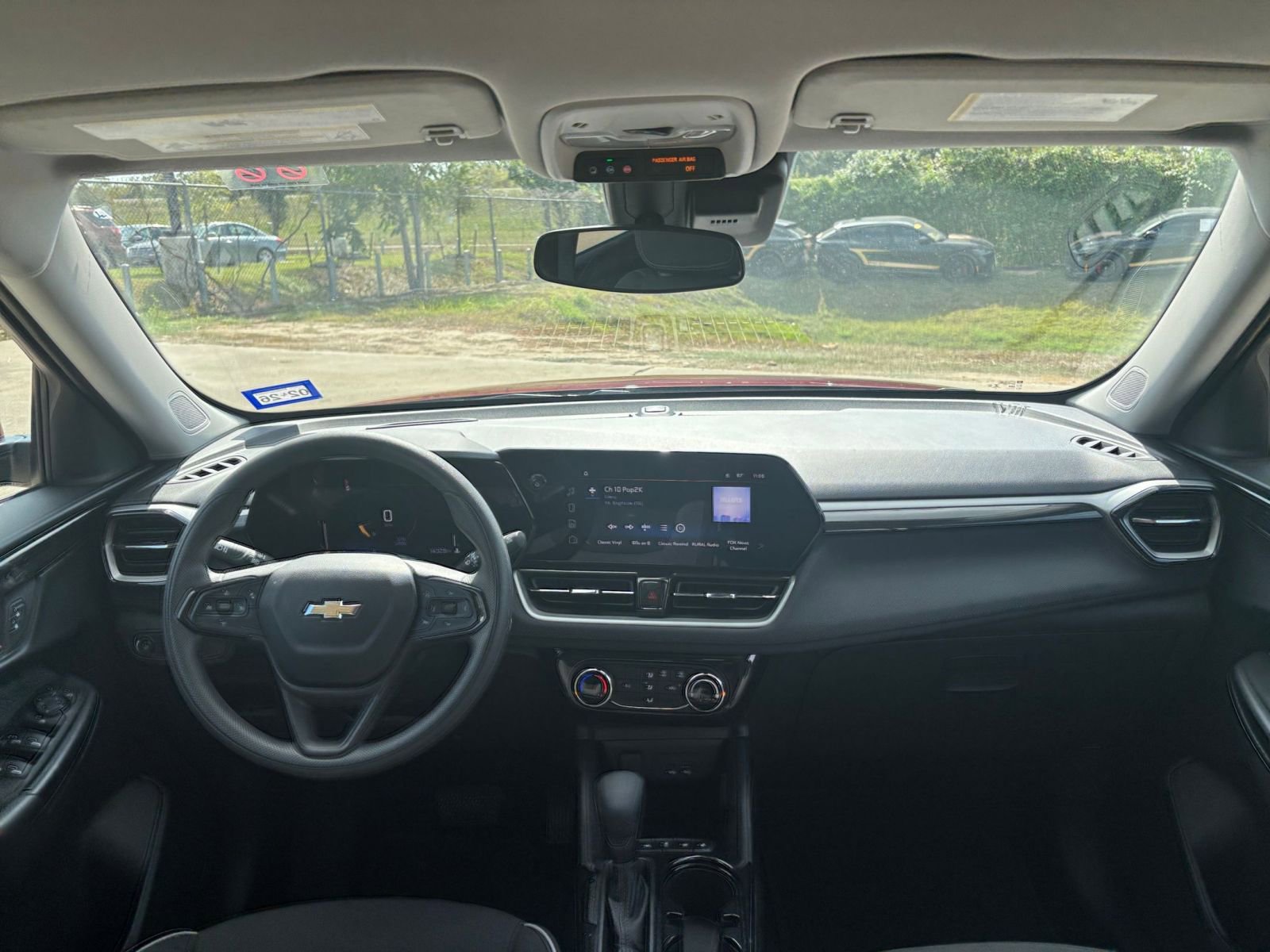 Thumbnail: 2025 Chevrolet TrailBlazer - 31