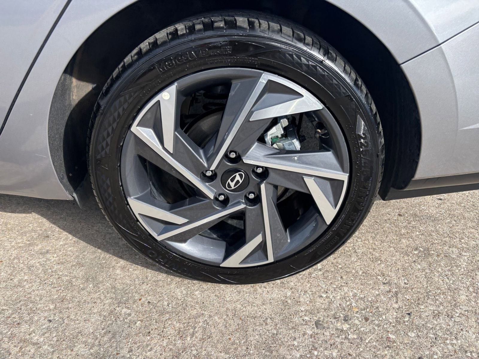 Thumbnail: 2025 Hyundai Elantra - 27