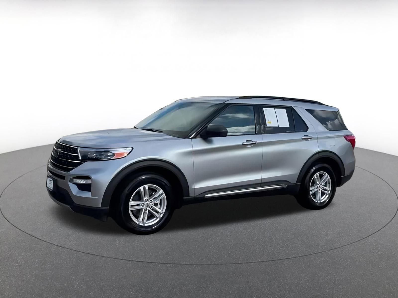 Thumbnail: 2023 Ford Explorer - 8