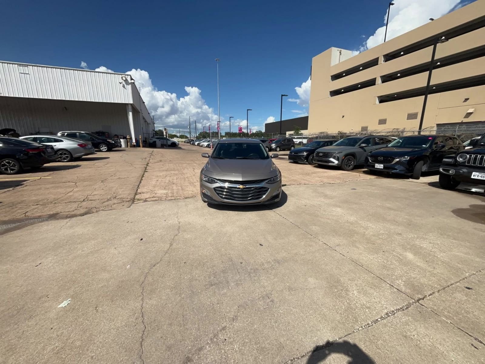 Thumbnail: 2024 Chevrolet Malibu - 16