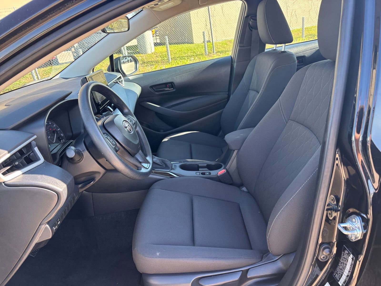 Thumbnail: 2025 Toyota Corolla - 24