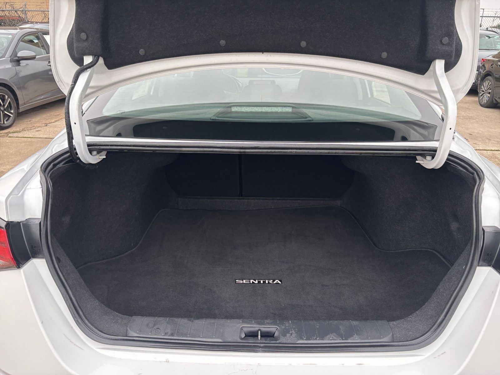 Thumbnail: 2025 Nissan Sentra - 29