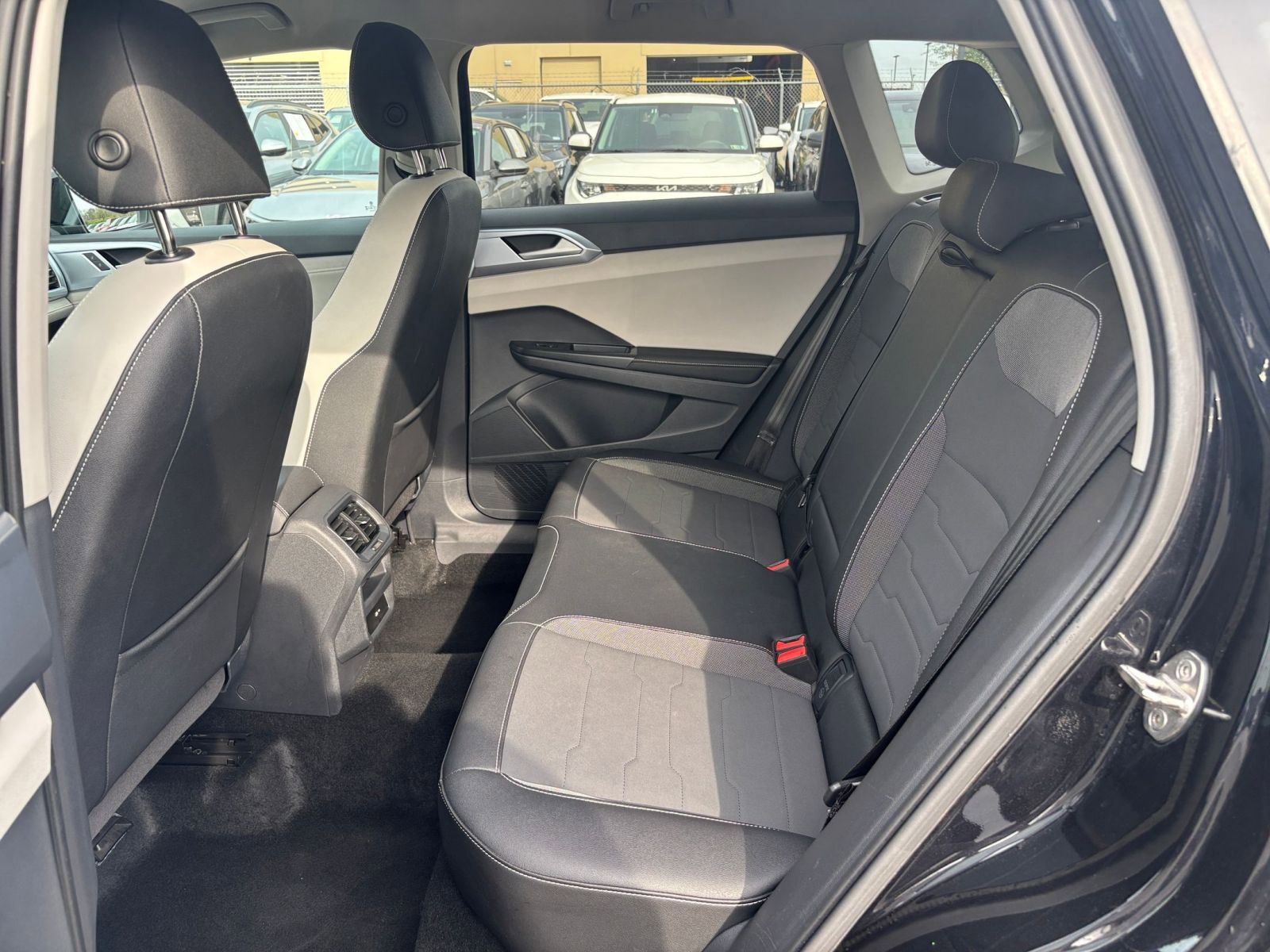 Thumbnail: 2025 Volkswagen Taos - 25