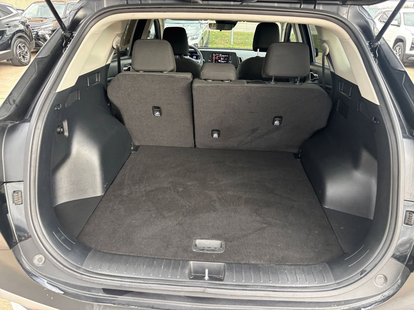 Thumbnail: 2025 Kia Sportage - 30