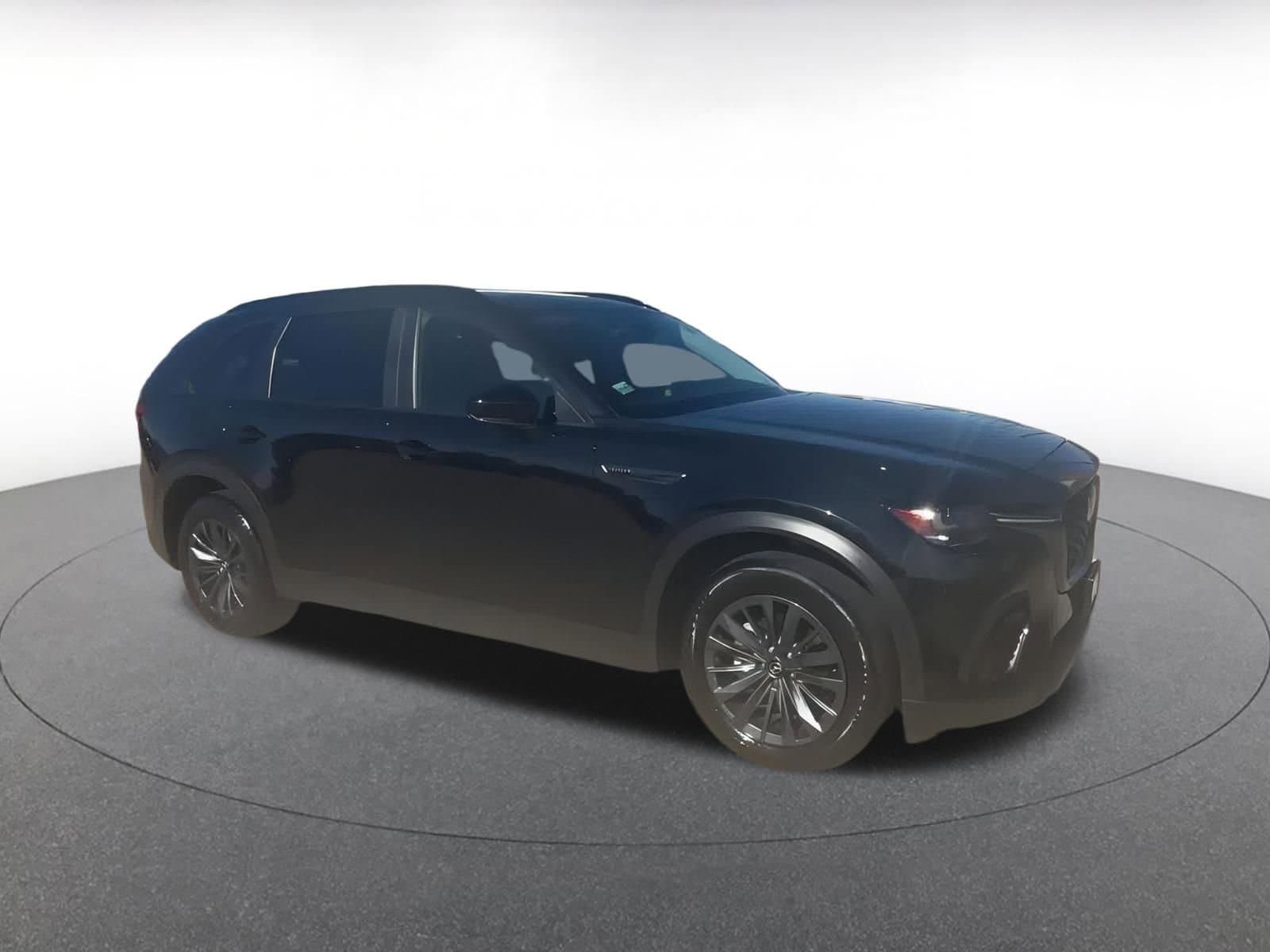 Thumbnail: 2025 Mazda CX-70 - 2