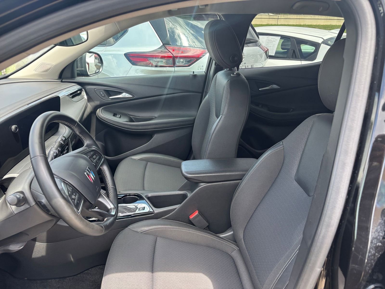 Thumbnail: 2025 Buick Encore GX - 35