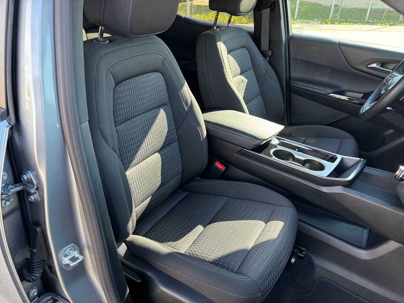 Thumbnail: 2025 Chevrolet Equinox - 35