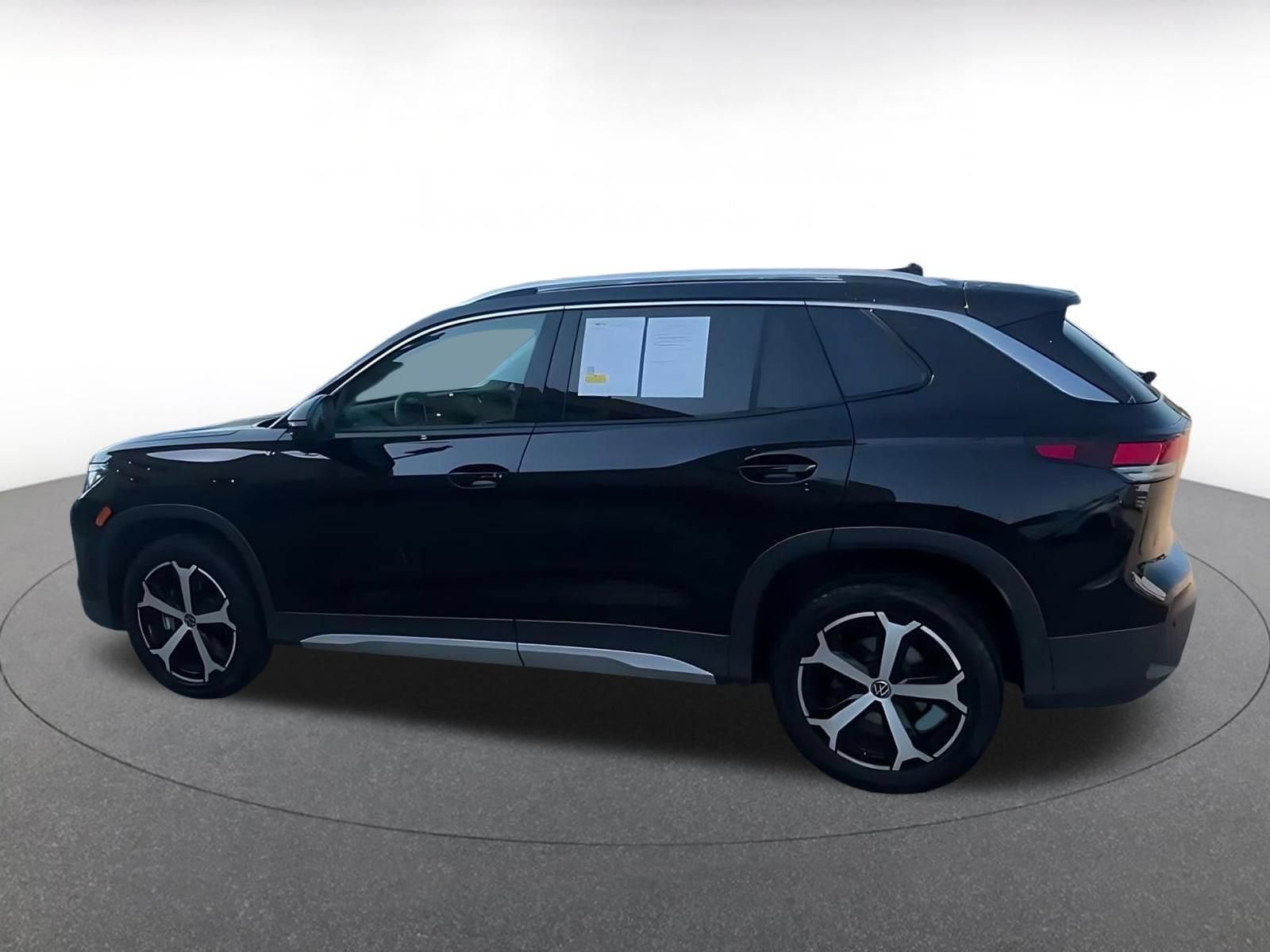 Thumbnail: 2026 Volkswagen Tiguan - 9