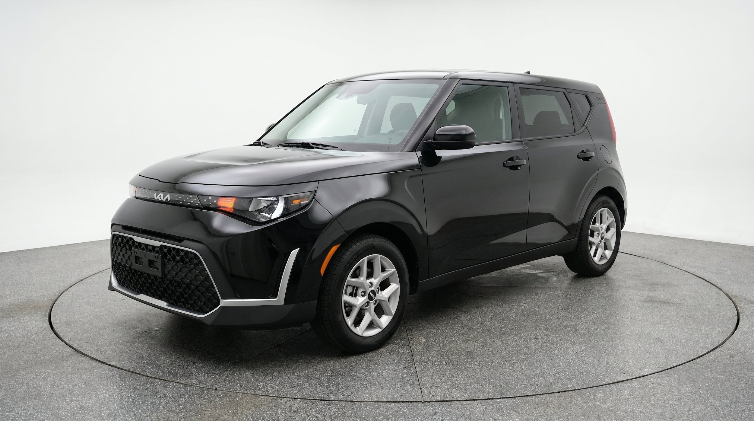 Thumbnail: 2025 Kia Soul - 3