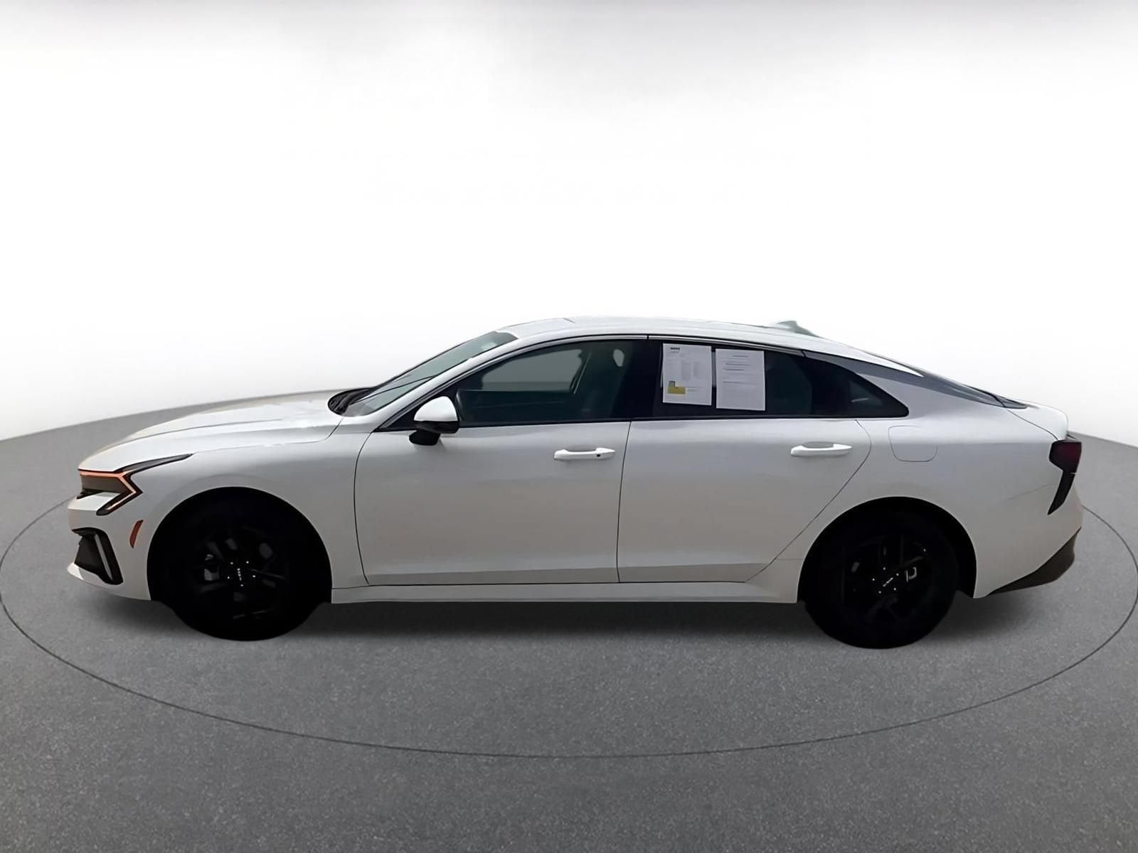 Thumbnail: 2025 Kia K5 - 9