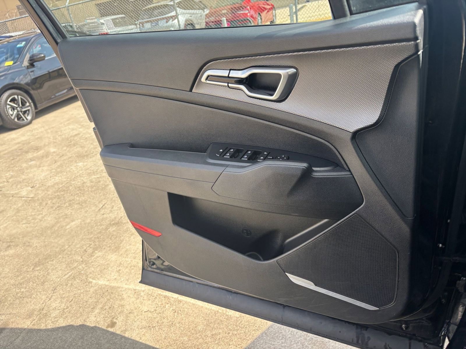 Thumbnail: 2025 Kia Sportage - 18