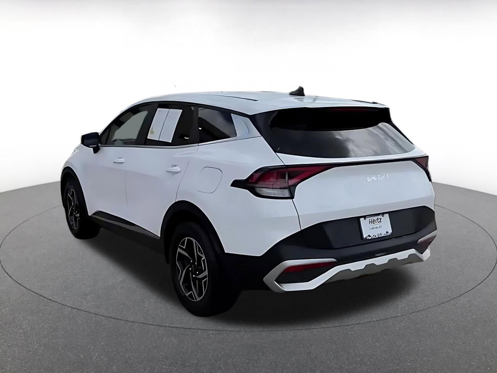 Thumbnail: 2025 Kia Sportage - 4