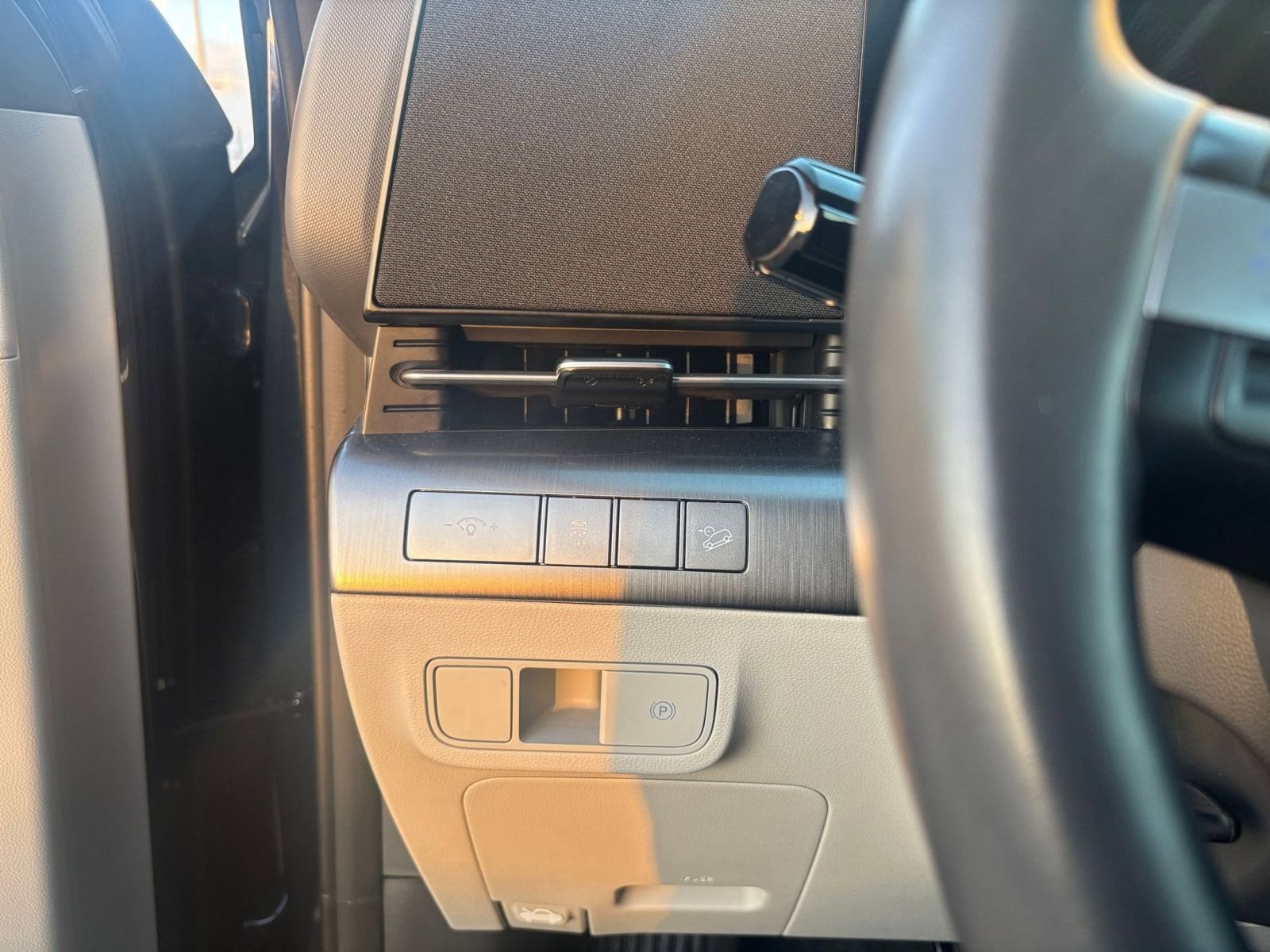 Thumbnail: 2025 Hyundai Kona - 32