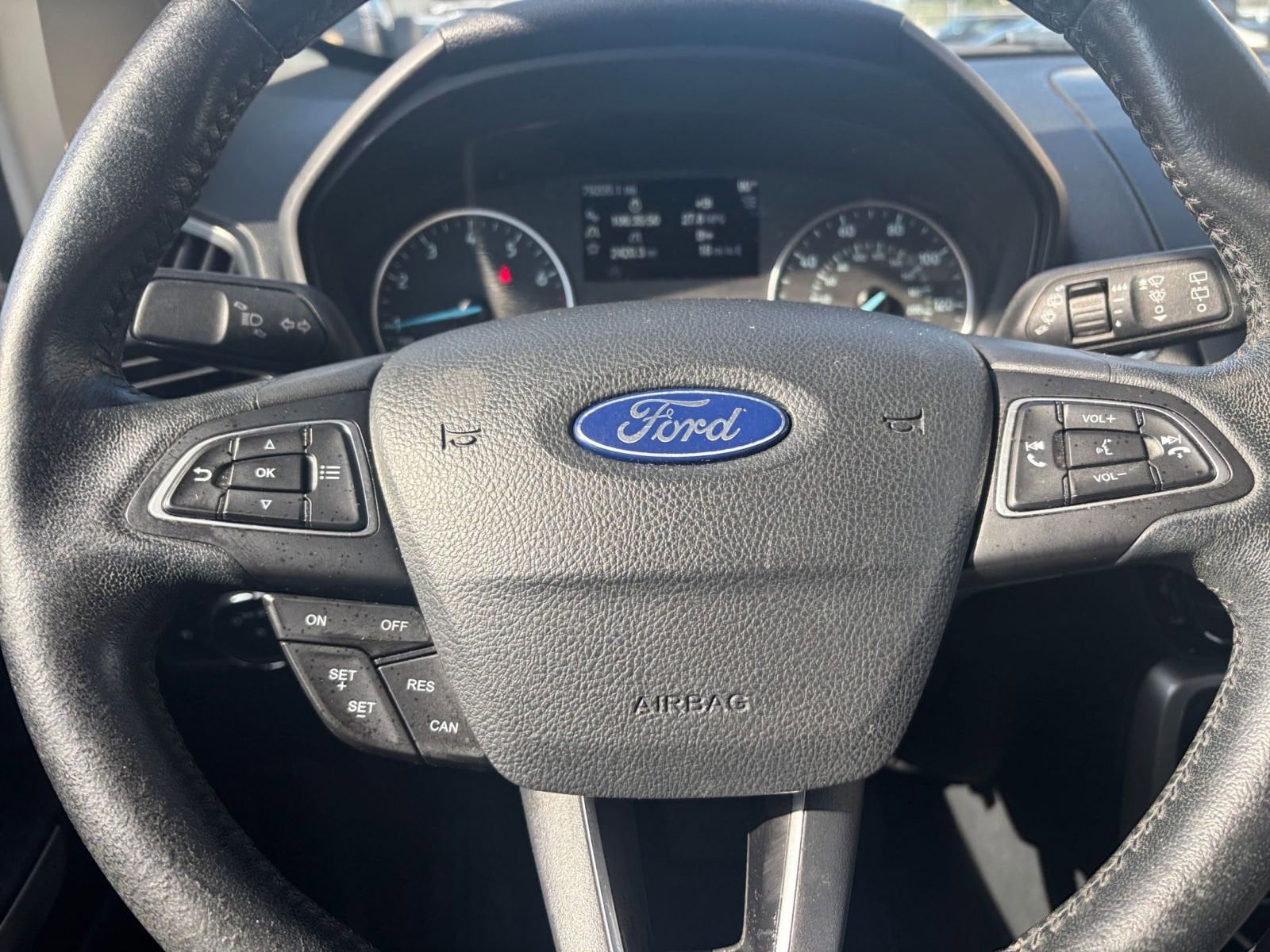 Thumbnail: 2018 Ford EcoSport - 25