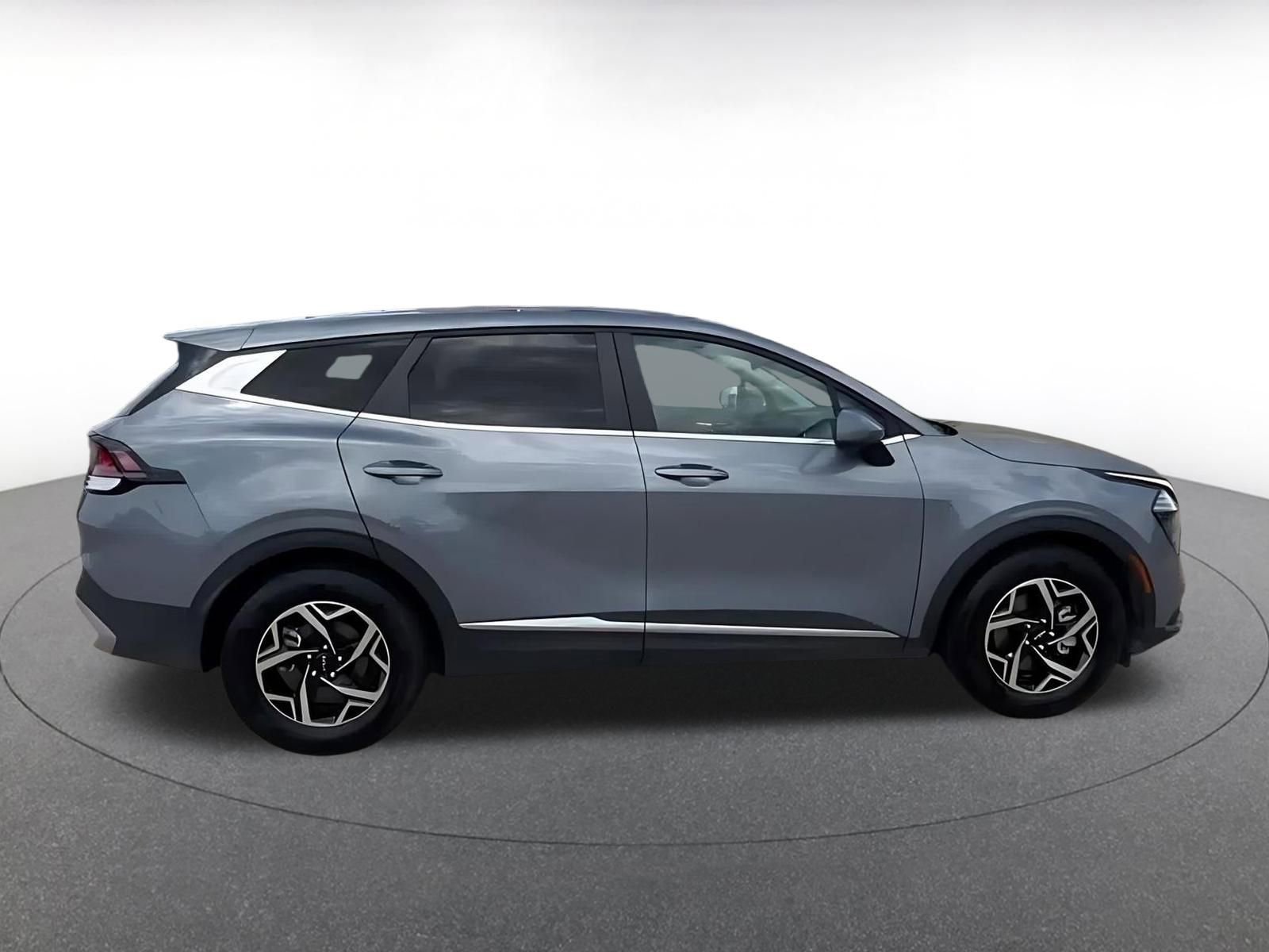 Thumbnail: 2025 Kia Sportage - 16