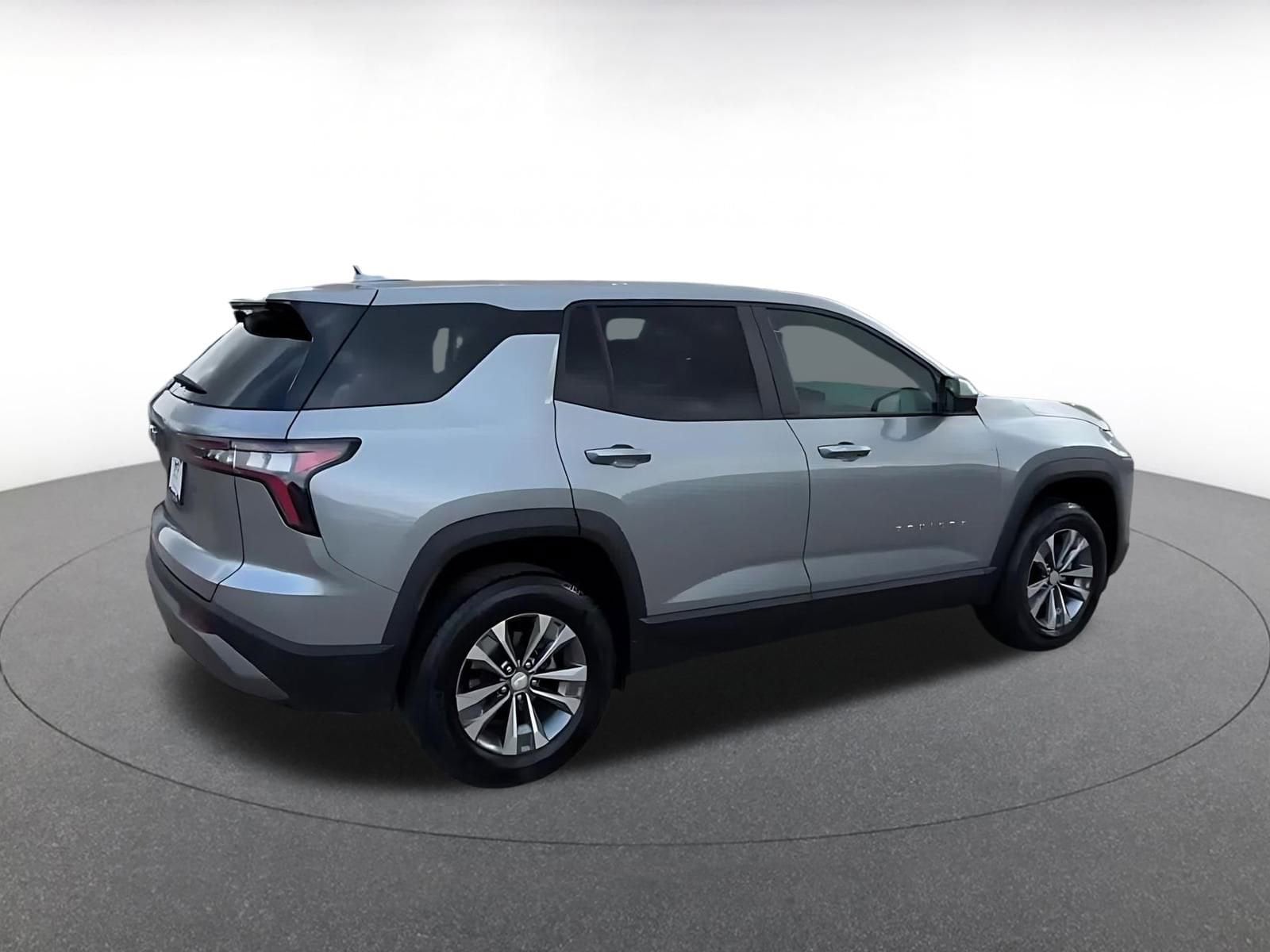 Thumbnail: 2025 Chevrolet Equinox - 15