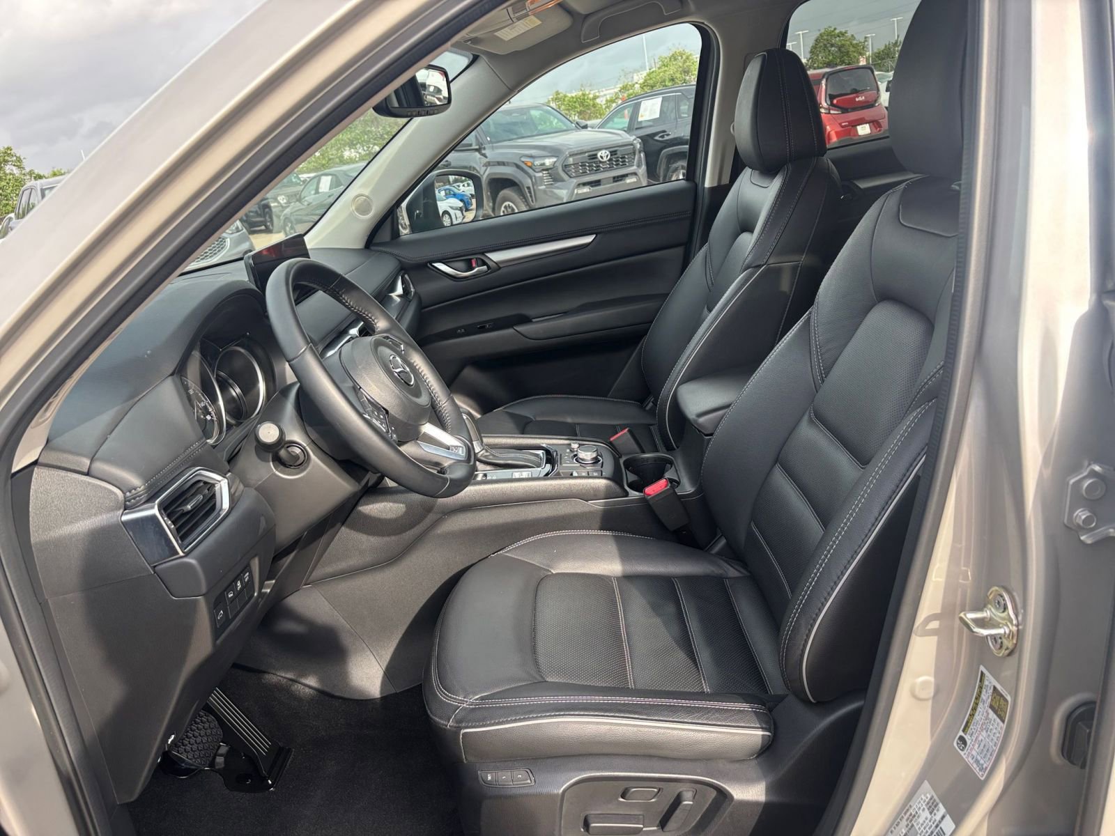 Thumbnail: 2025 Mazda CX-5 - 28