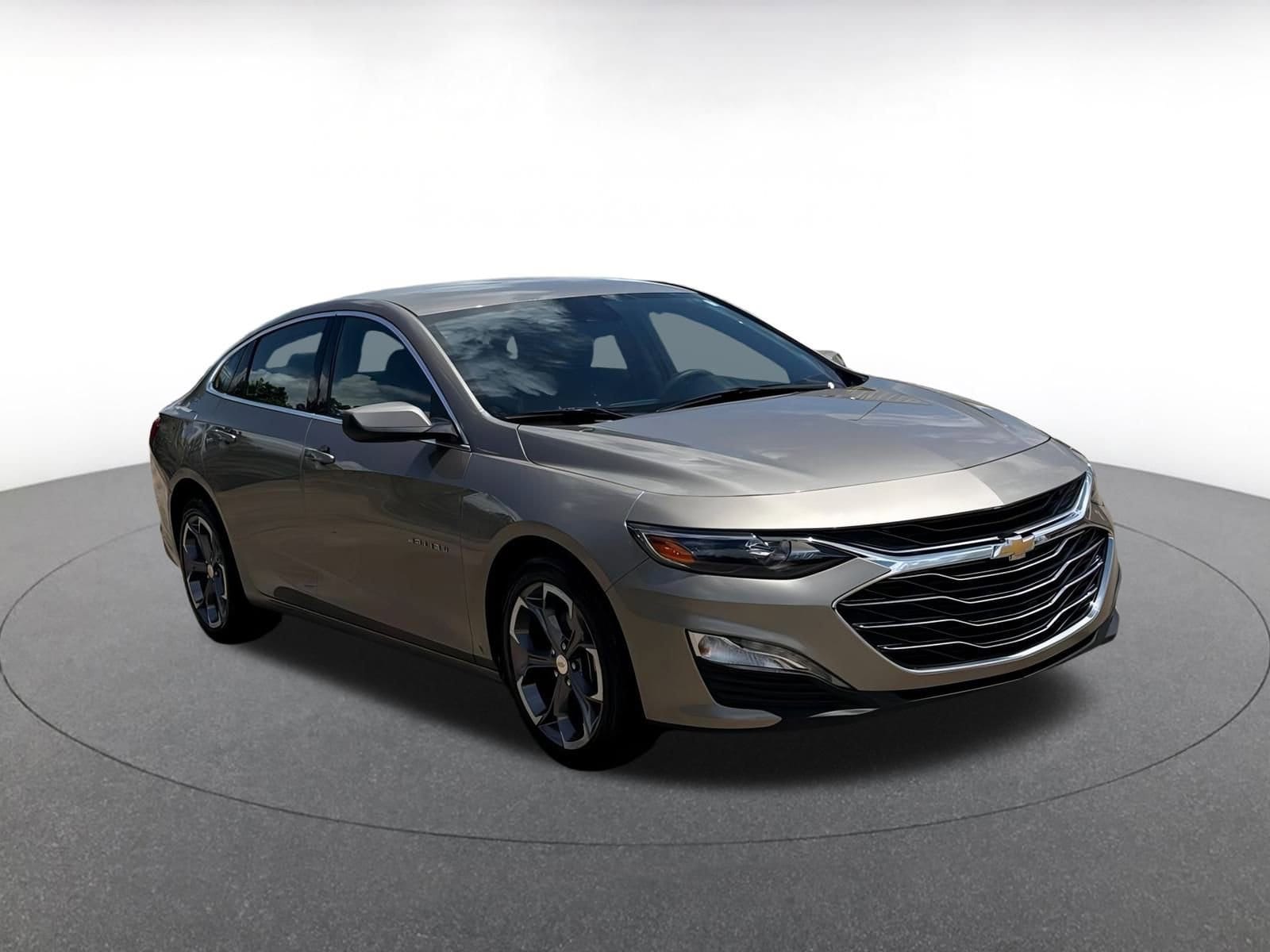 Thumbnail: 2024 Chevrolet Malibu - 1