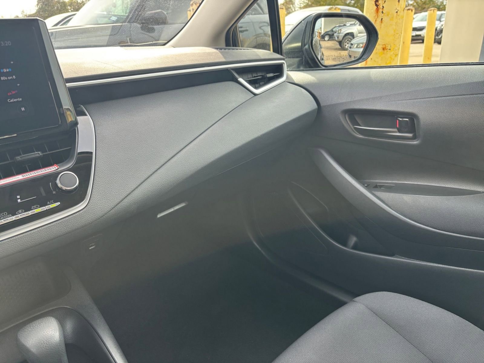 Thumbnail: 2025 Toyota Corolla - 33