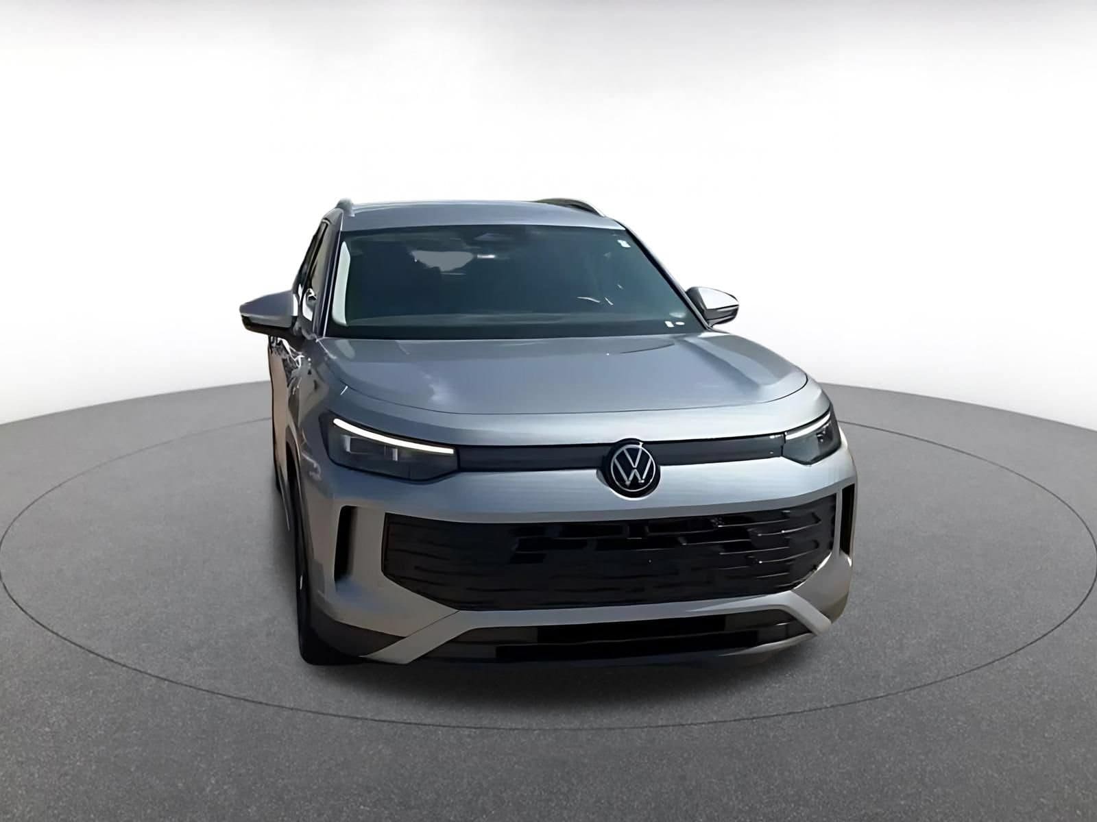 Thumbnail: 2026 Volkswagen Tiguan - 4