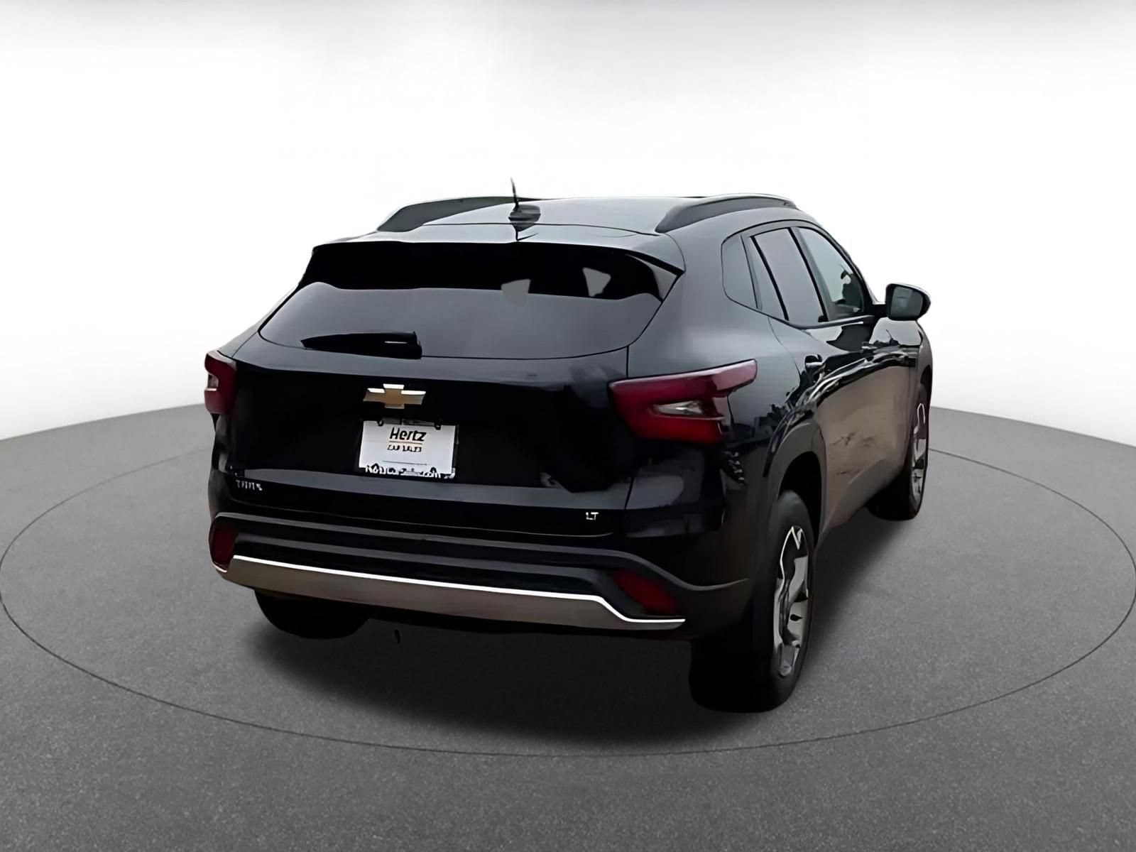 Thumbnail: 2025 Chevrolet Trax - 14