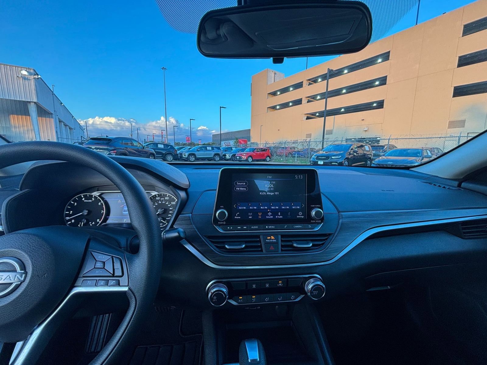 Thumbnail: 2025 Nissan Altima - 31