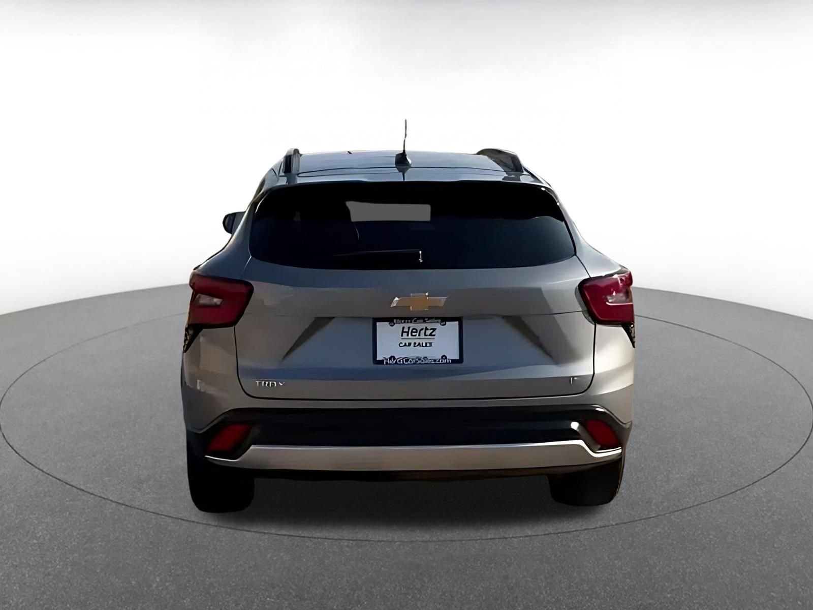 Thumbnail: 2025 Chevrolet Trax - 12