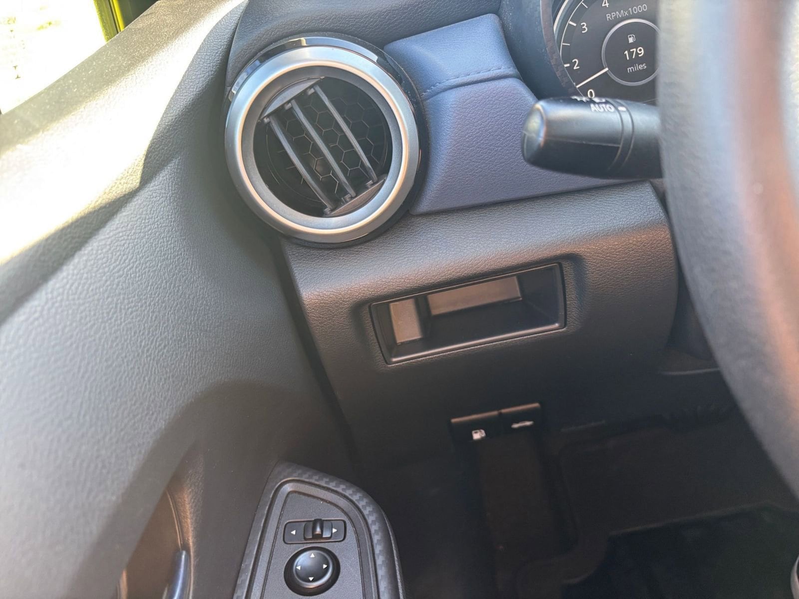 Thumbnail: 2025 Nissan Versa - 32