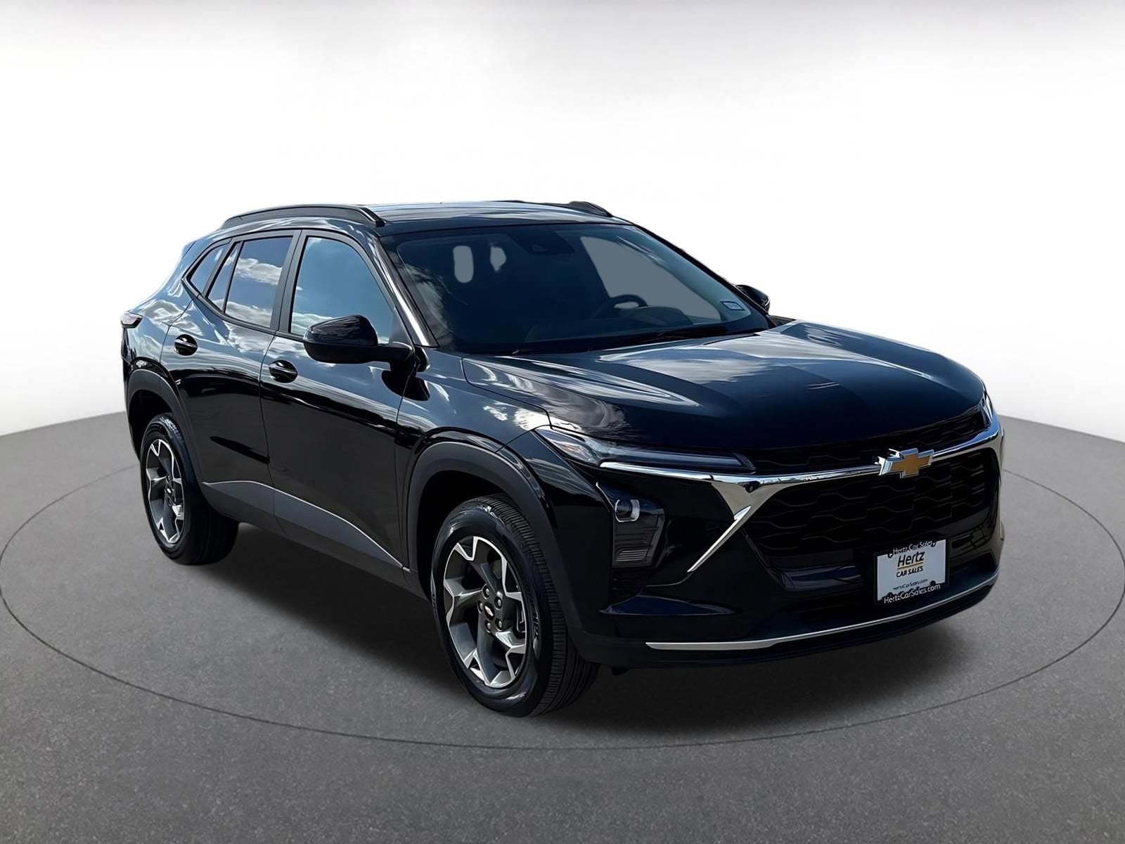 Thumbnail: 2025 Chevrolet Trax - 1