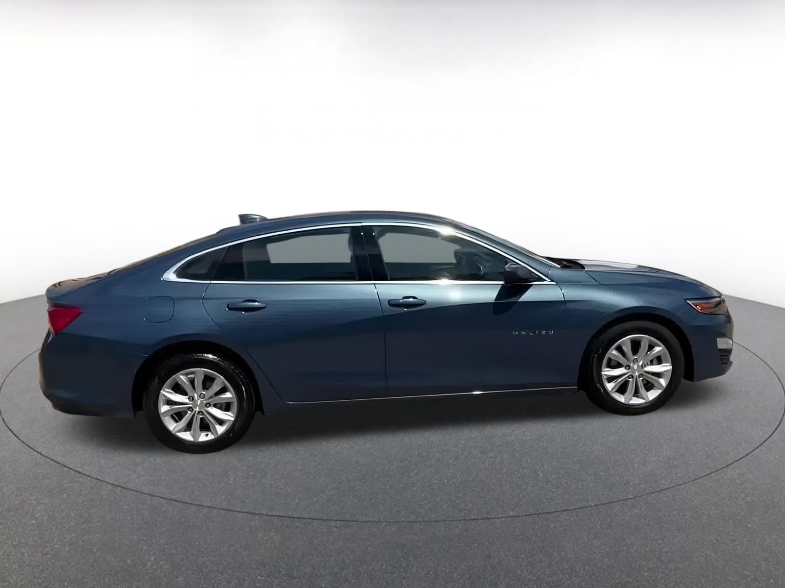 Thumbnail: 2024 Chevrolet Malibu - 16