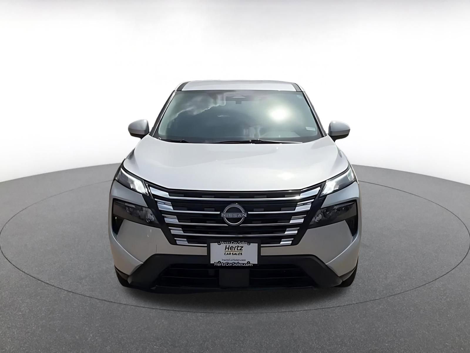 Thumbnail: 2025 Nissan Rogue - 4