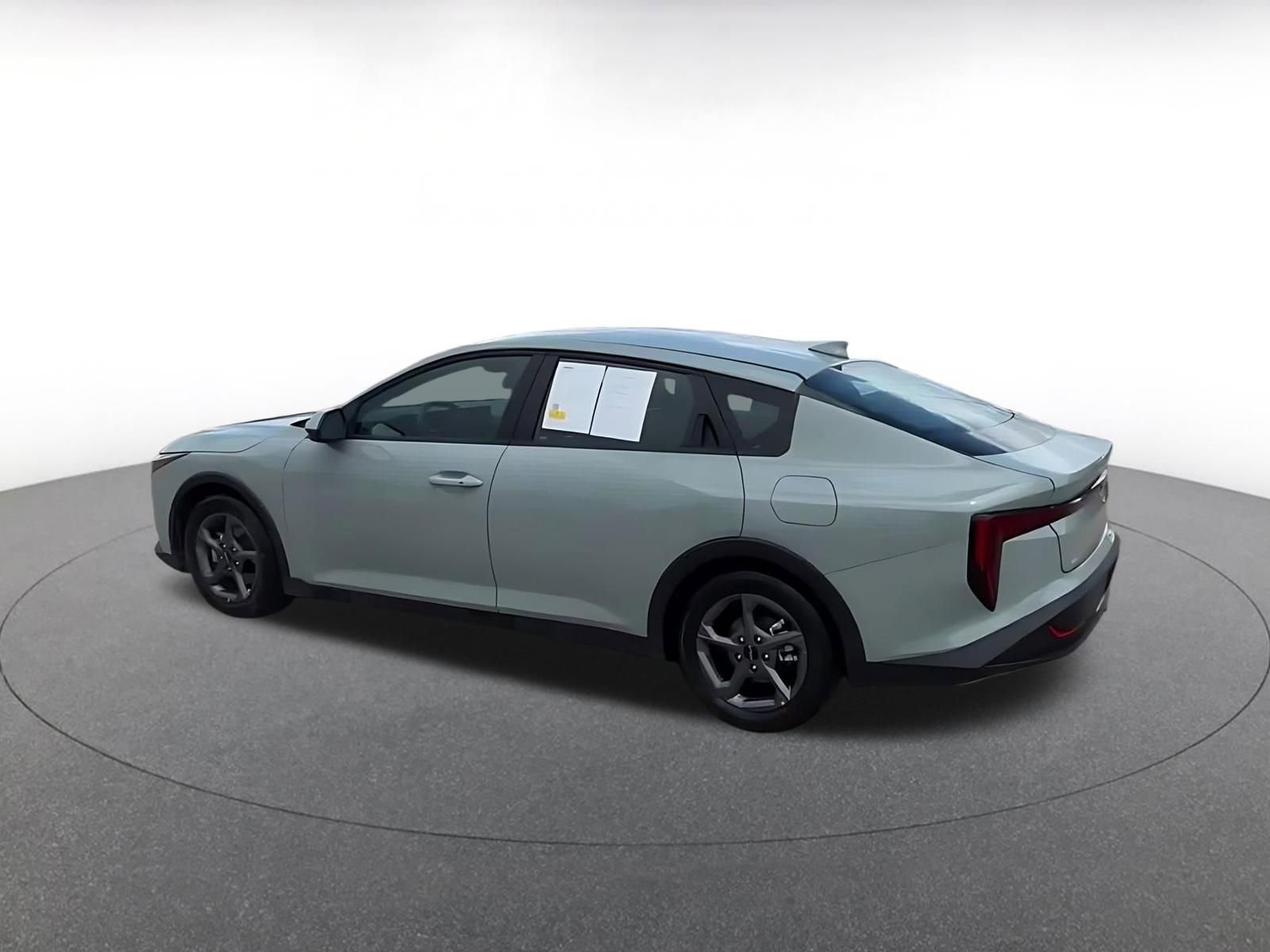 Thumbnail: 2025 Kia K4 - 9