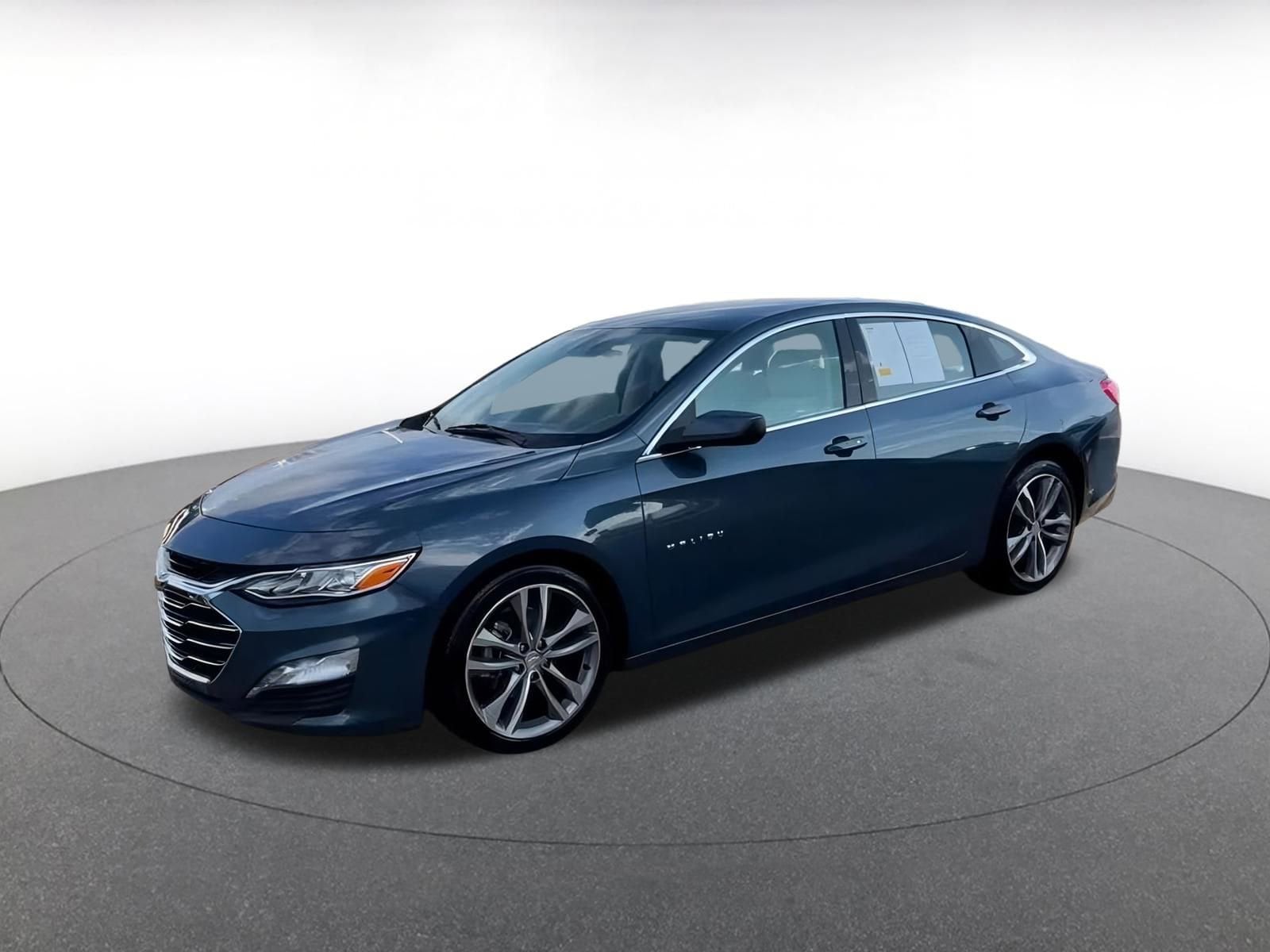 Thumbnail: 2024 Chevrolet Malibu - 8