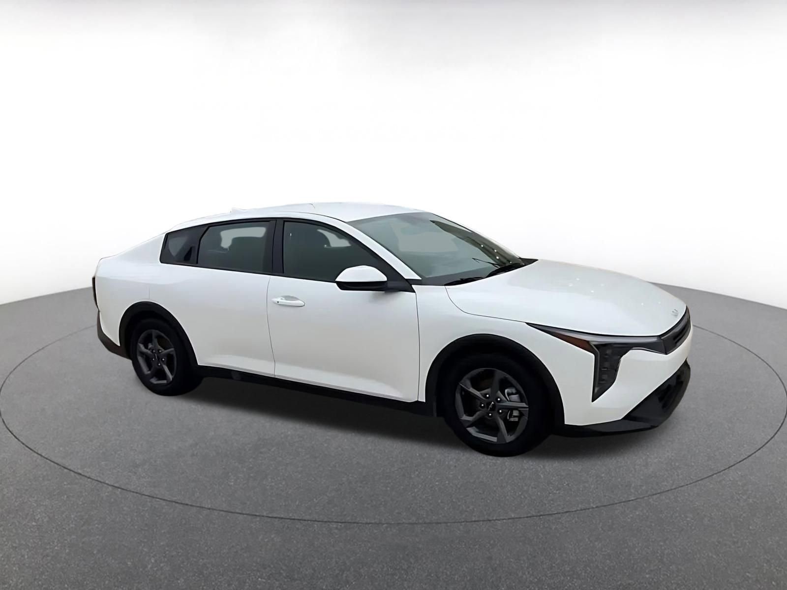 Thumbnail: 2025 Kia K4 - 2