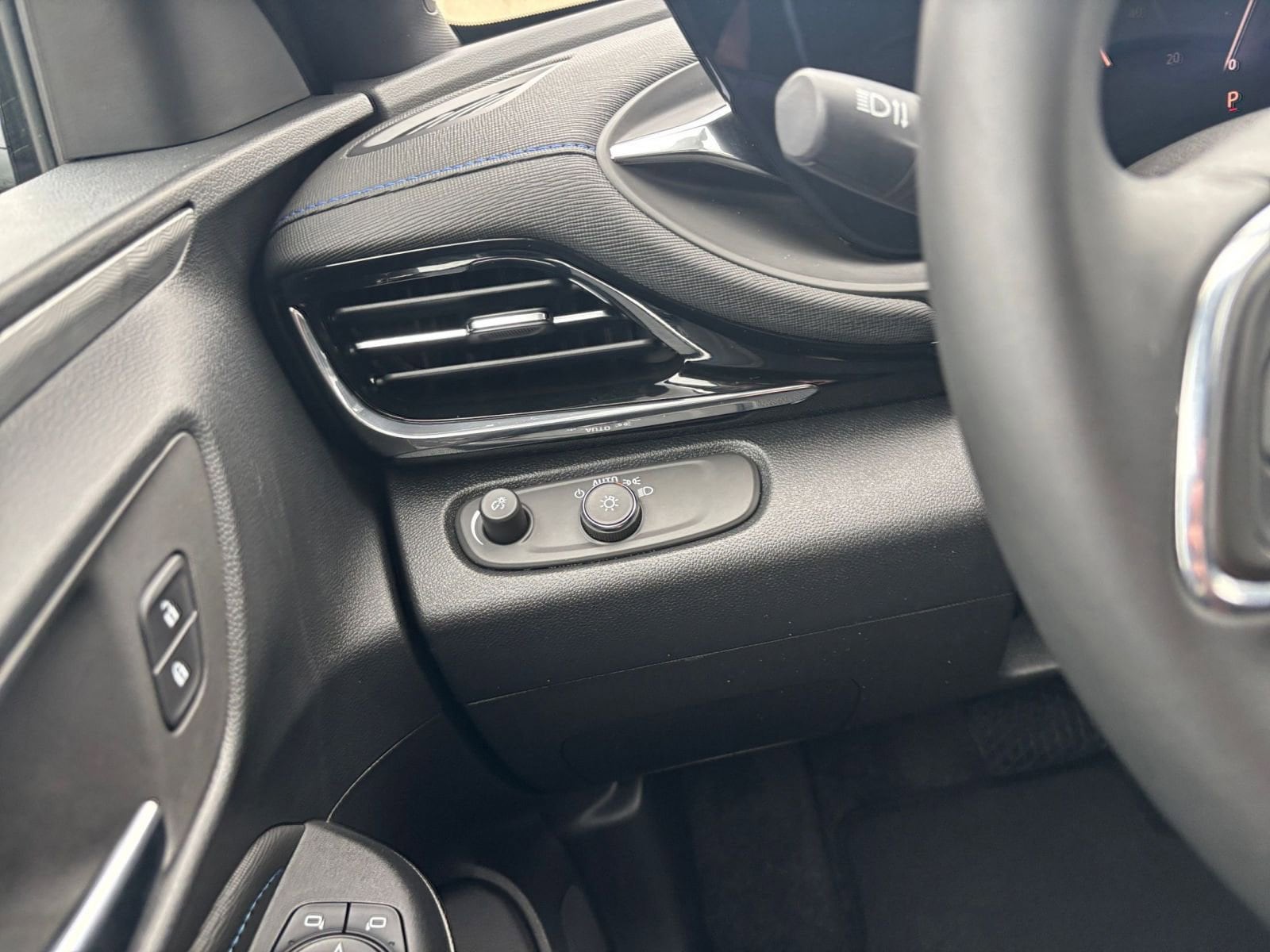 Thumbnail: 2025 Buick Envista - 33