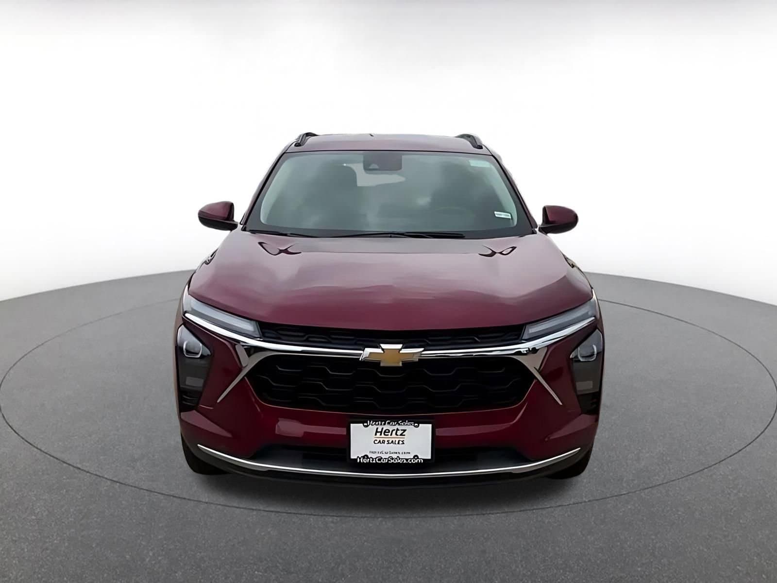 Thumbnail: 2025 Chevrolet Trax - 4